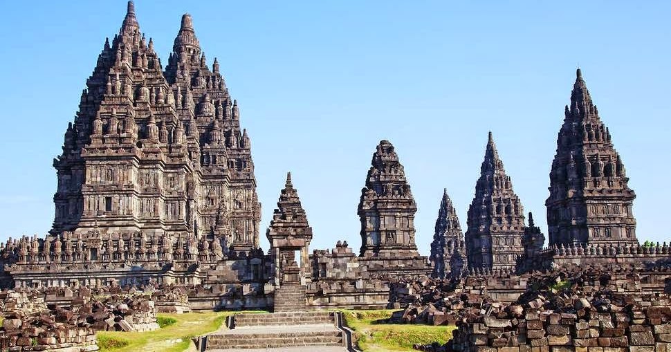 Candi Prambanan kompleks candi Hindu di Jawa Tengah