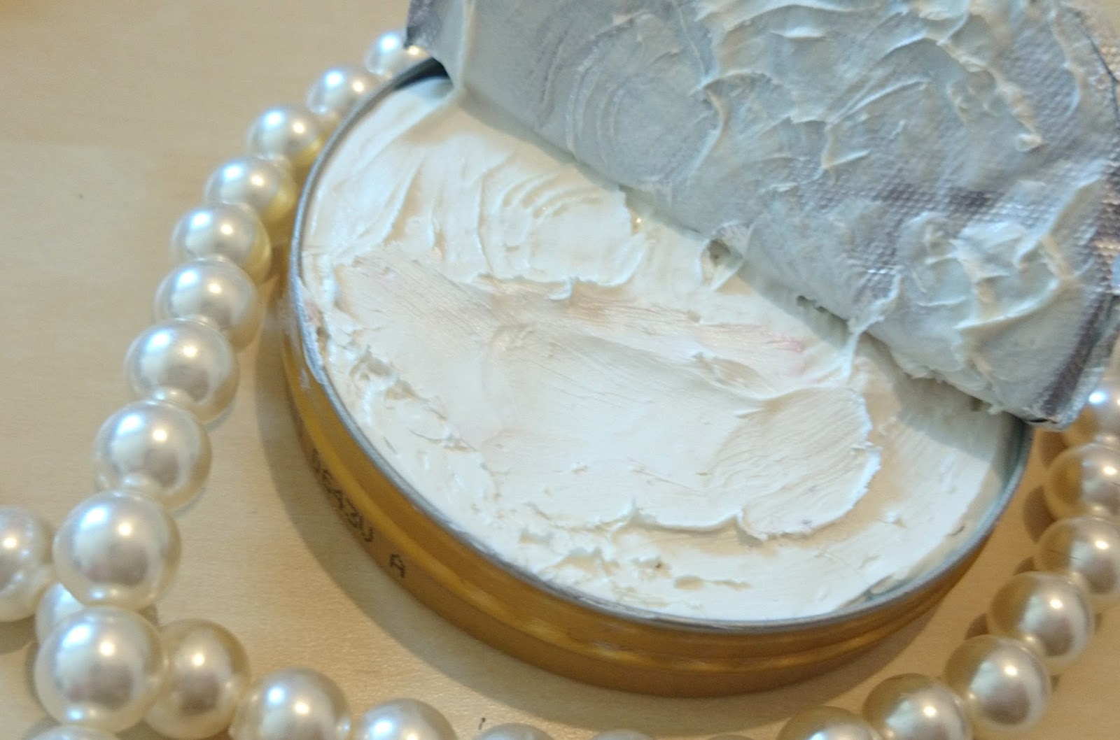 Lucciola Produkttest Geheimtipp Penaten Creme Fur Trockene Hautstellen Und Sprode Lippen