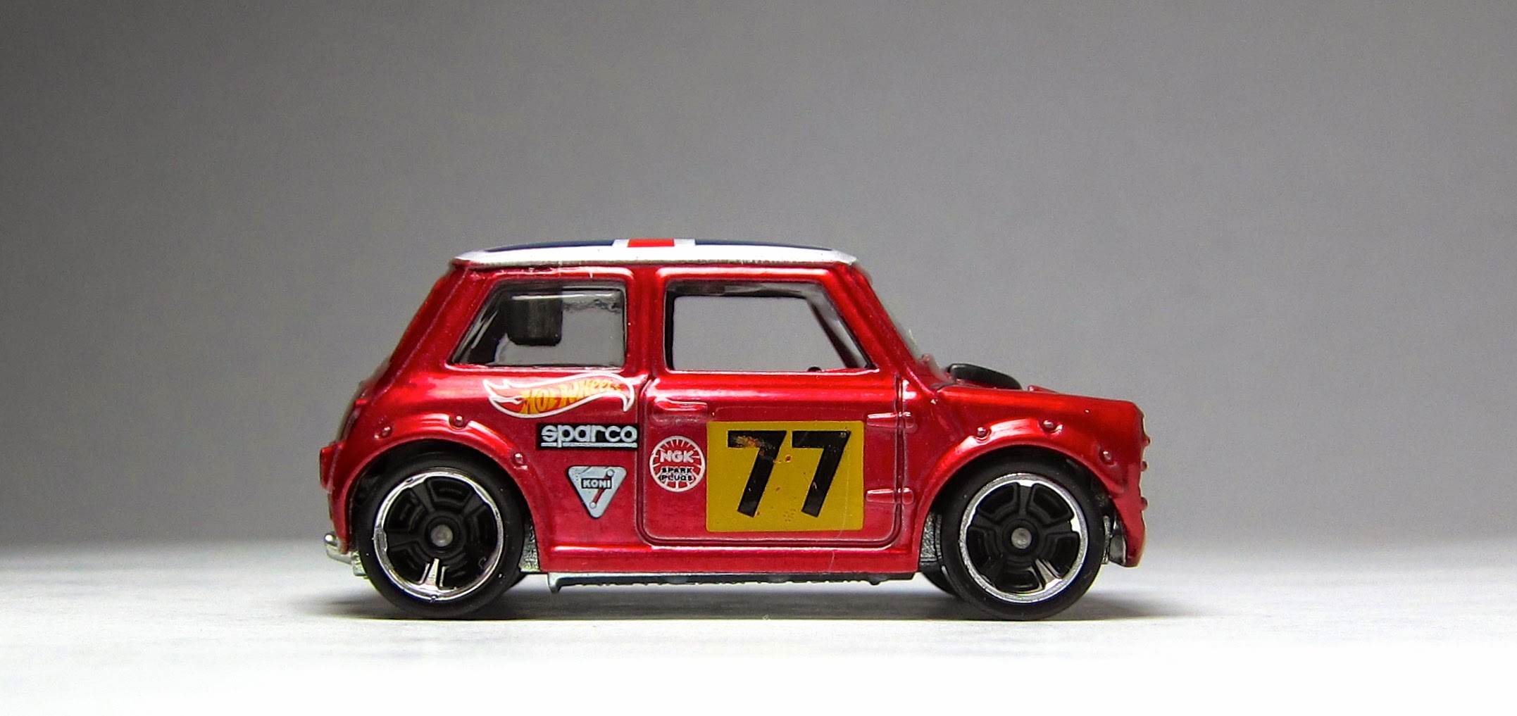 Auto Car First Look 2014 Hot Wheels Morris Mini...