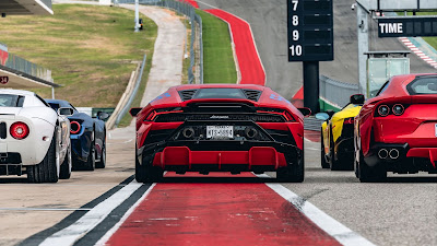 Wallpaper sports cars free HD Wallpaper sports cars free HD