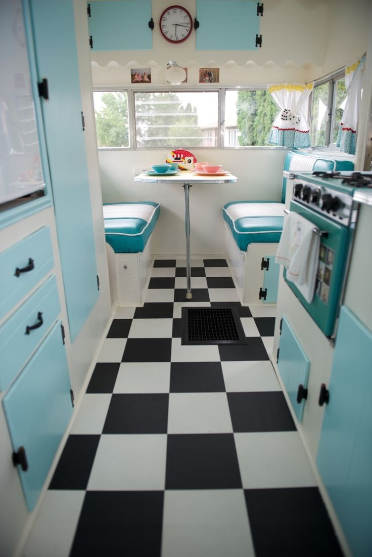 Toni's glamour shack