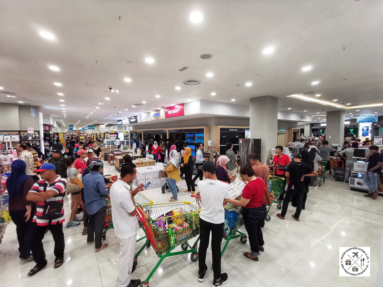 biggest lulu hypermarket in the world tour