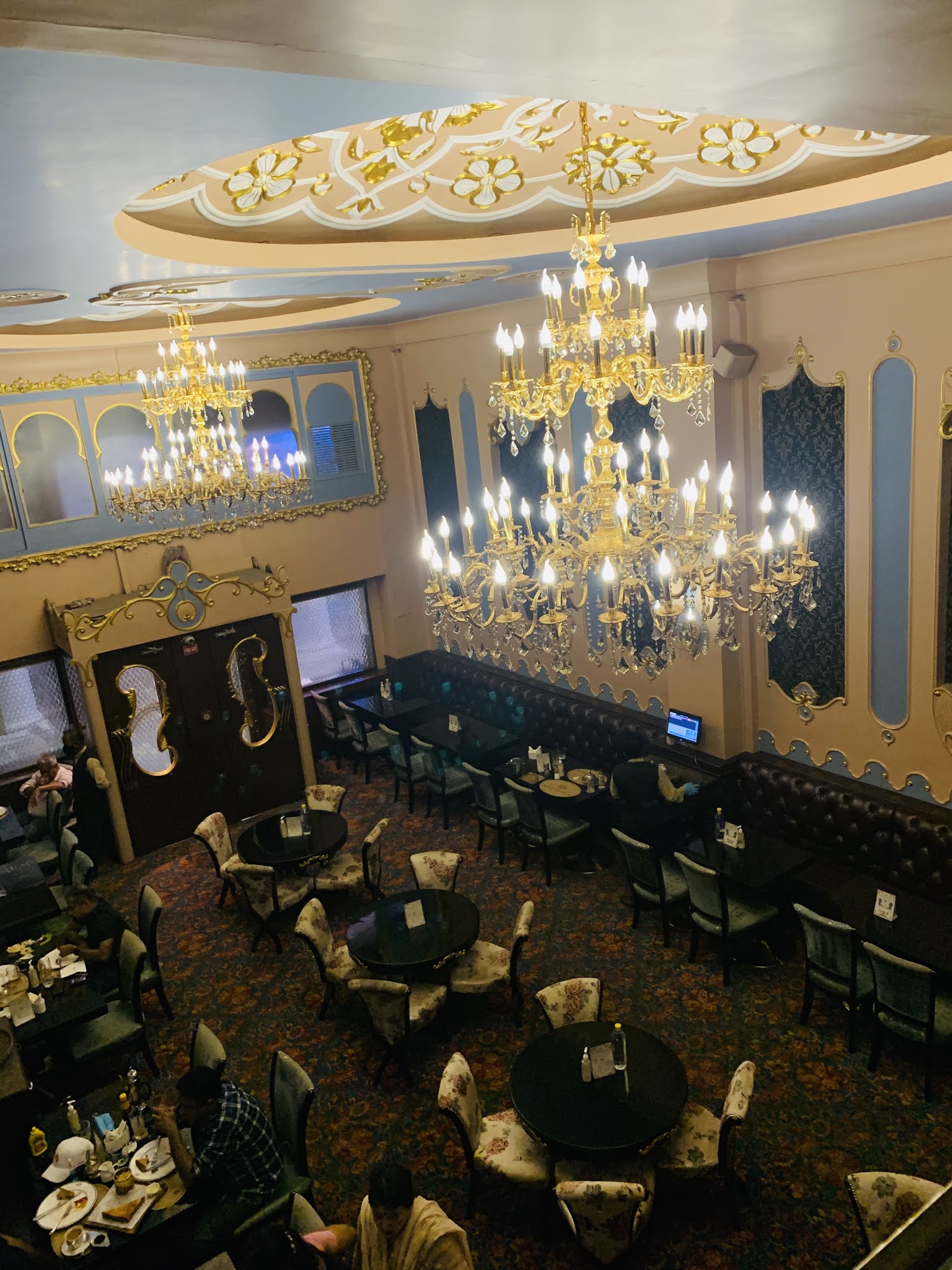 UNITED COFFEE HOUSE SINCE 1942 A VINTAGE VANITY