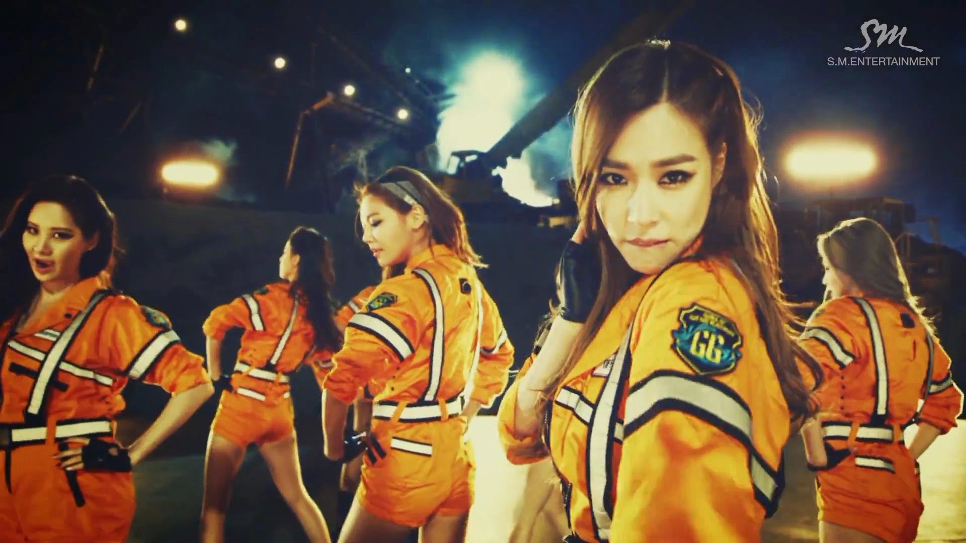 Girls' Generation: Catch Me If You Can MV και who's who.