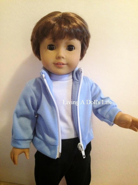 https://livingadollslife.blogspot.com/2014/11/opening-custom-doll-by-selena.html