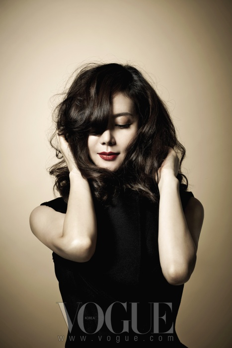 JT #39 s Photoblog: Yeom Jeong Ah Vogue August 2011 Special Edition 15