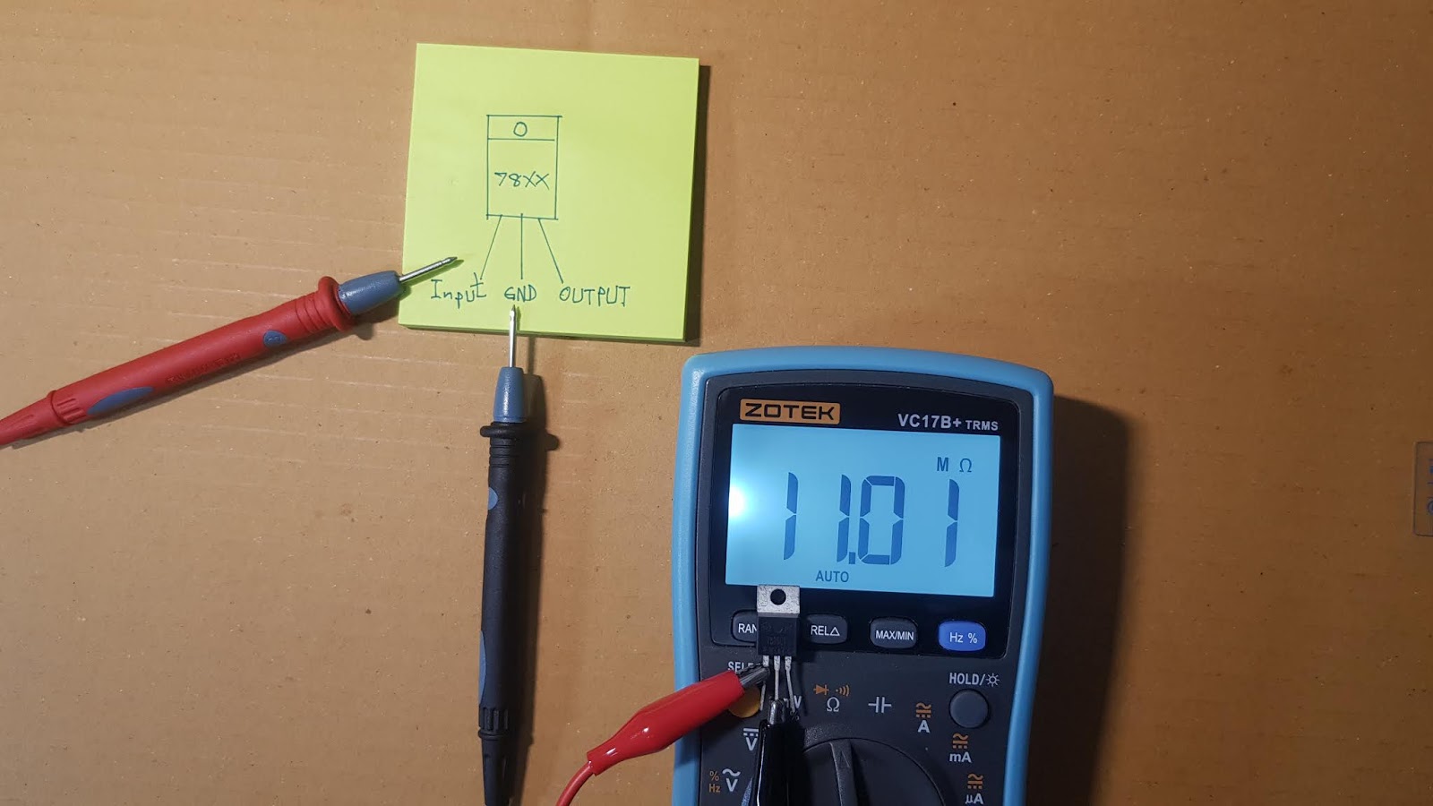 30 Multimeter use how to test electronic device with a multimeter : HOW TO  TEST ICs Chips VOLTAGE REGULATOR 78XX 79XX series 7805 7815 7815 test  integrated circuit