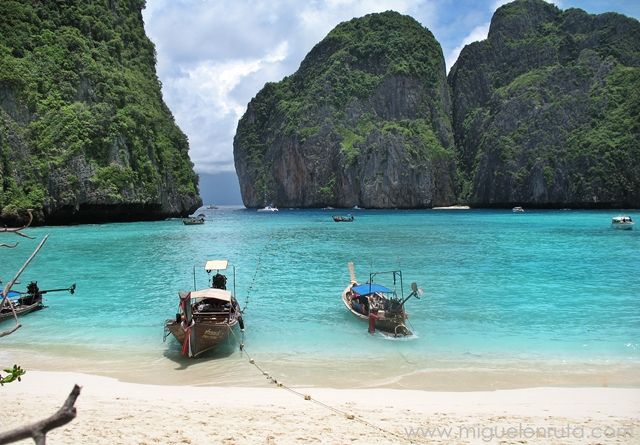 Barcos-Phi-Phi-Leh