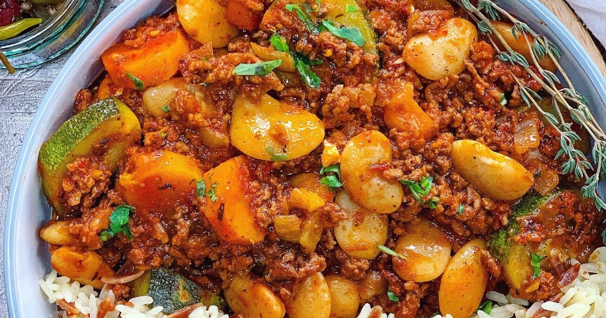 Kıymalı Lima Fasulye (Beef Mince & Butter Bean Stew)