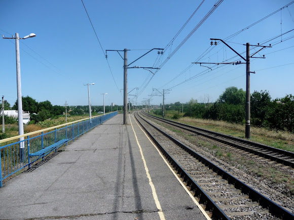 Васильковка. Железнодорожная платформа Неродовка (Васильковка)