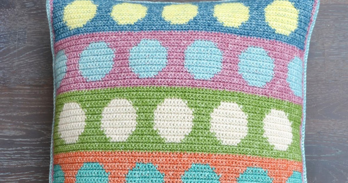 Tapestry Pillow with Circles new crochet design LillaBjörn's Crochet