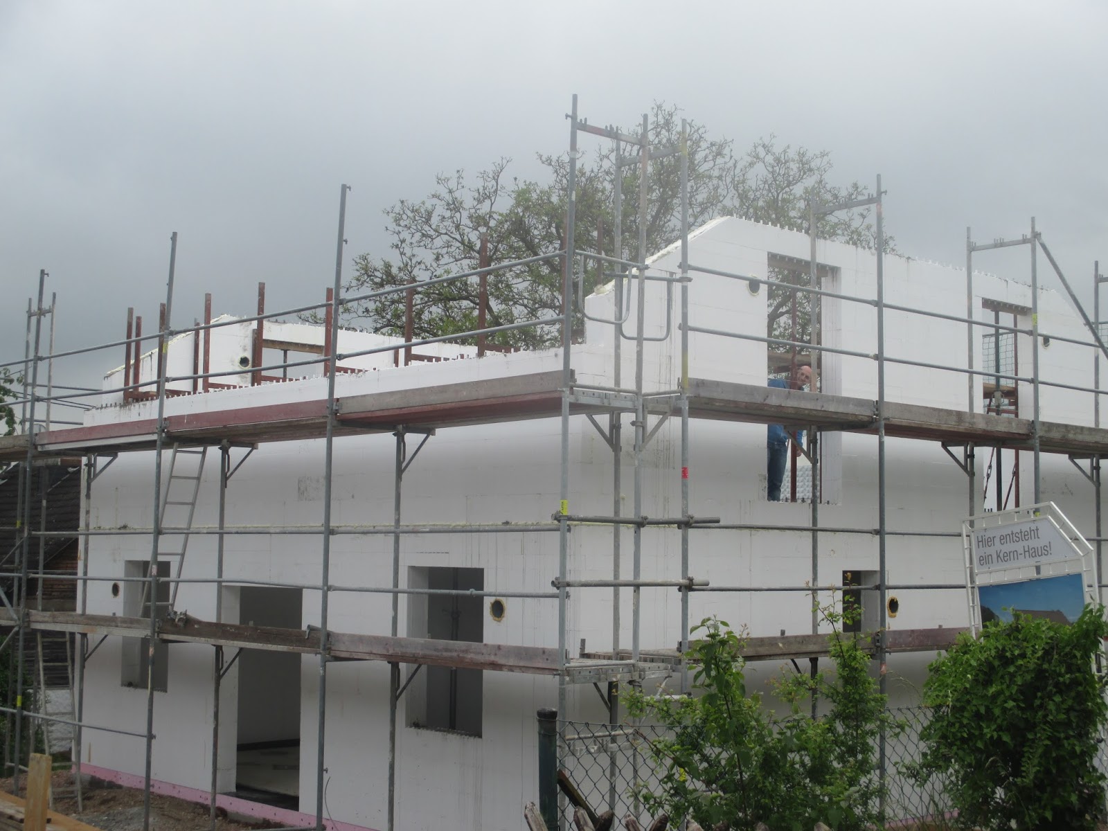 Stein auf Stein - Das Häuschen wird bald fertig sein...: Wir kommen