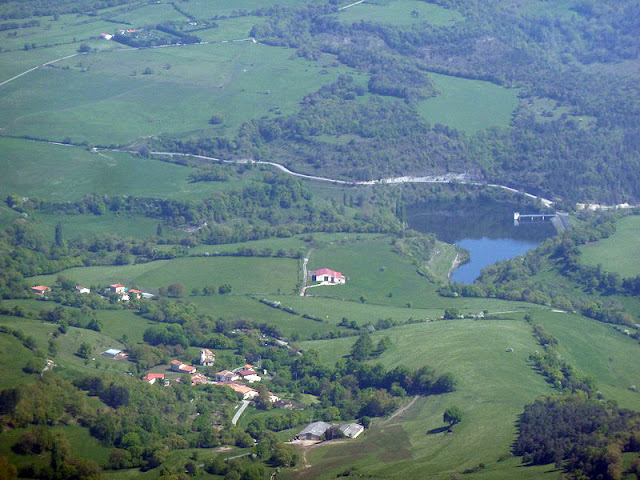 GURDIETA Y ALTO DE LA EGAÑA (El esplendor de la primavera) P1160334_resize