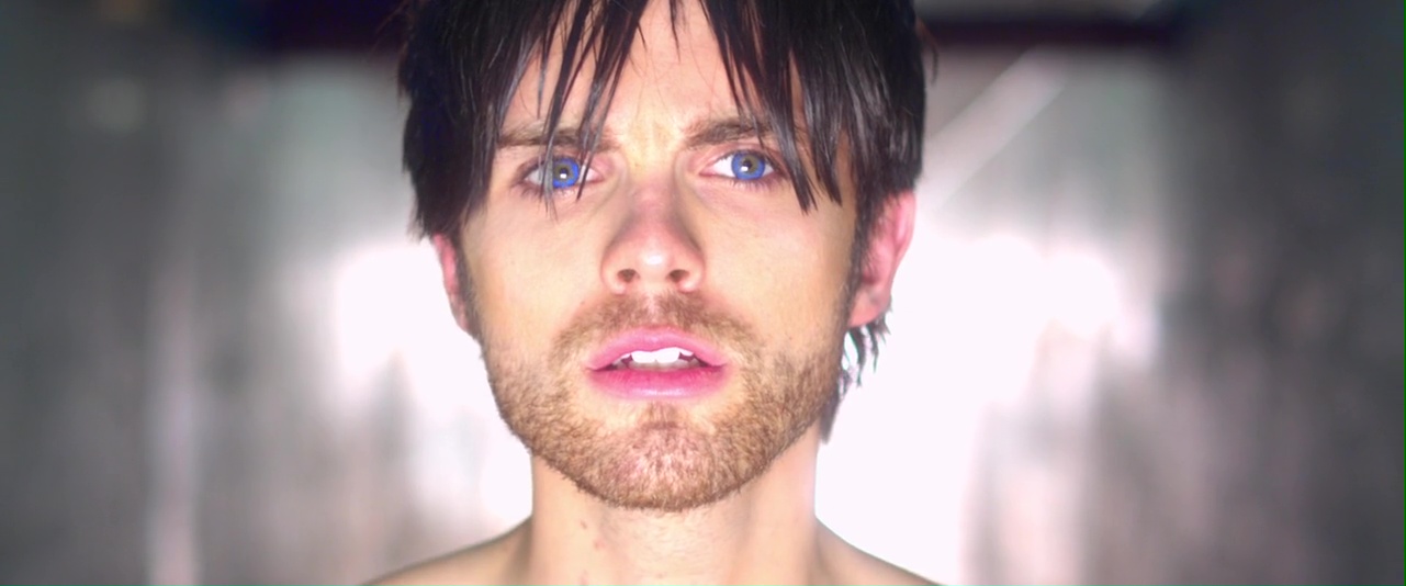 ausCAPS: Thomas Dekker nude in Kaboom