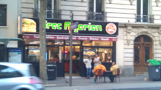 Makanan Halal Pertama di Paris