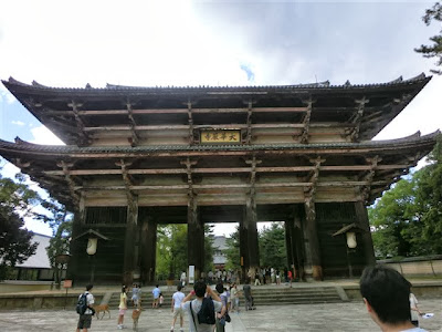 東大寺南大門