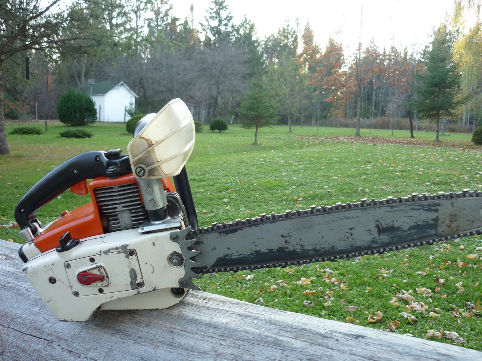 VINTAGE CHAINSAW COLLECTION SOLO 610 AX.