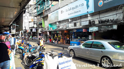 Streetlife in Bangkok, Thailand Streetlife in Bangkok, Thailand
