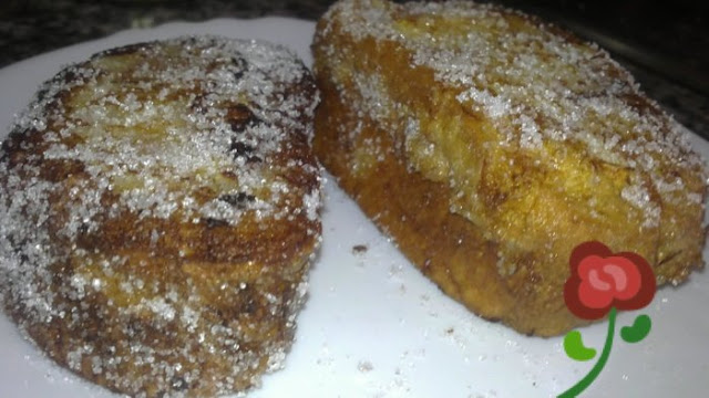 Torrijas rellenas de cabello de angel