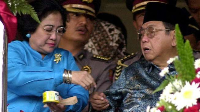 Andi Arief: Siapa Bilang Ma'ruf Amin Tidak Bisa Diganti Ahok, Gus Dur Aja Dikudeta Mega Andi Arief: Siapa Bilang Ma'ruf Amin Tidak Bisa Diganti Ahok, Gus Dur Aja Dikudeta Mega