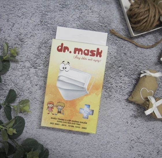 KHẨU TRANG TRẺ EM (3 LỚP, HỘP 20 CÁI)