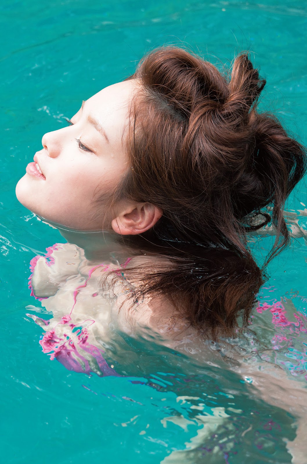 Nao Kanzaki and a few friends: Miwako Kakei: Her third intro post.... second photobook "Birth of