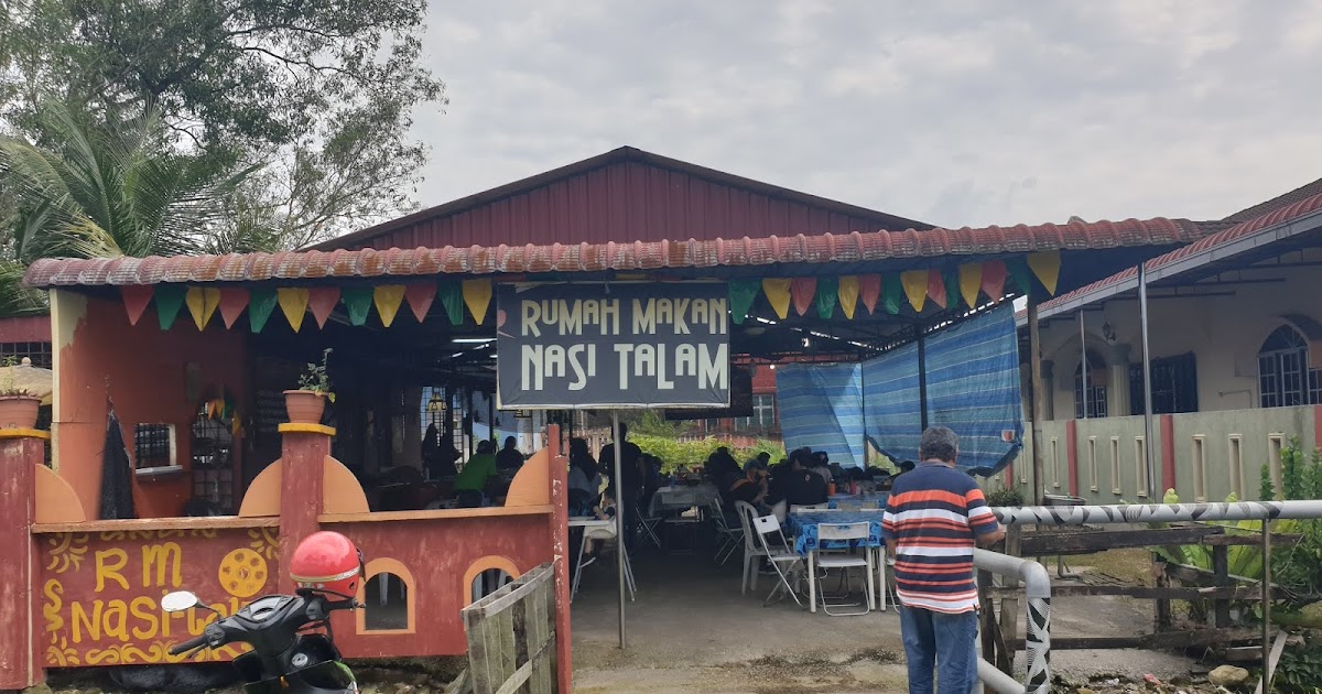 Rumah makan nasi talam