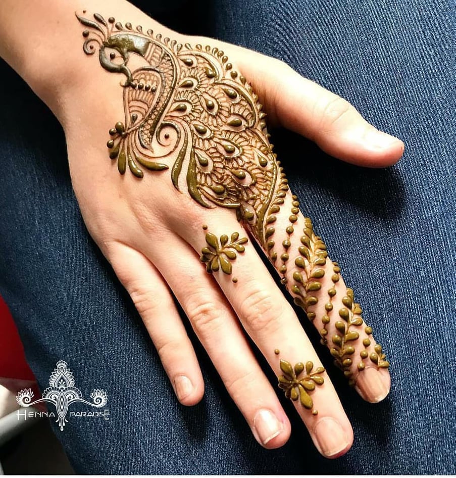 20+ Simple Mehndi Designs For This Festive Season | For The First Timer