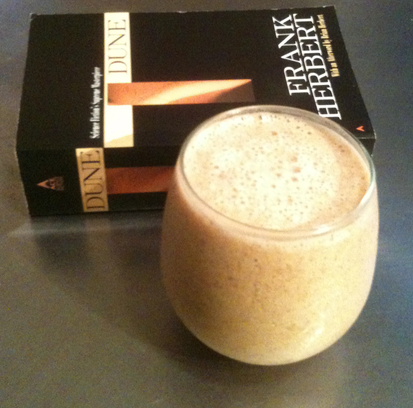 vegankind: A smoothie and book pairing