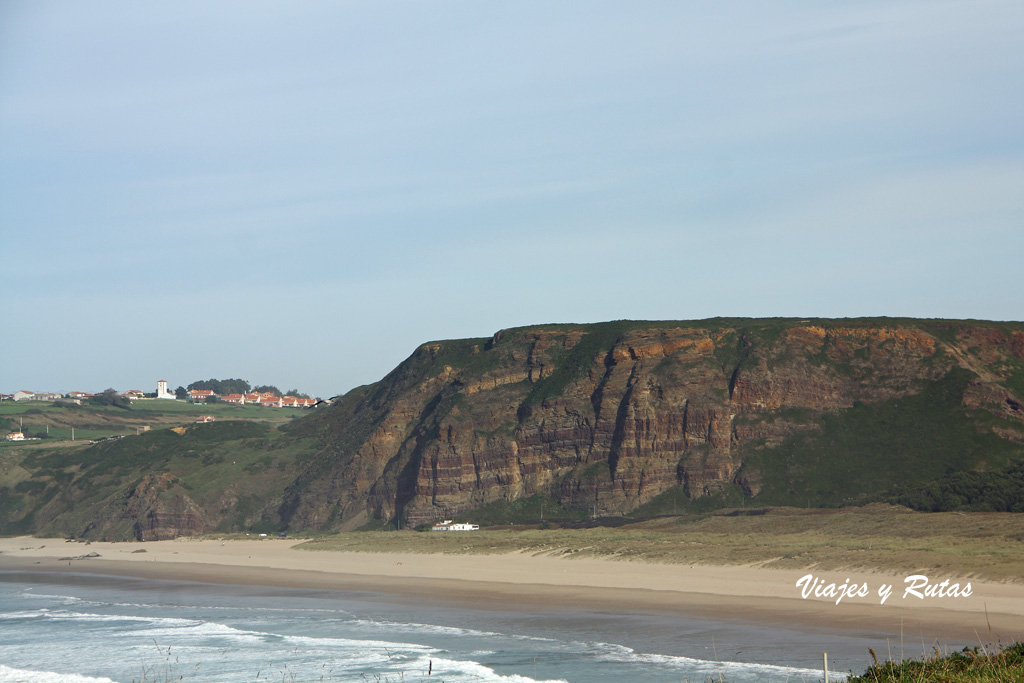 Vistas de la Playa de Xagó desde la senda costera