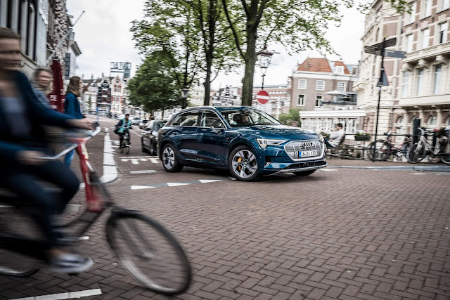 Audi e-Tron: SUV elétrico roda 10 países em 24 horas em teste de autonomia