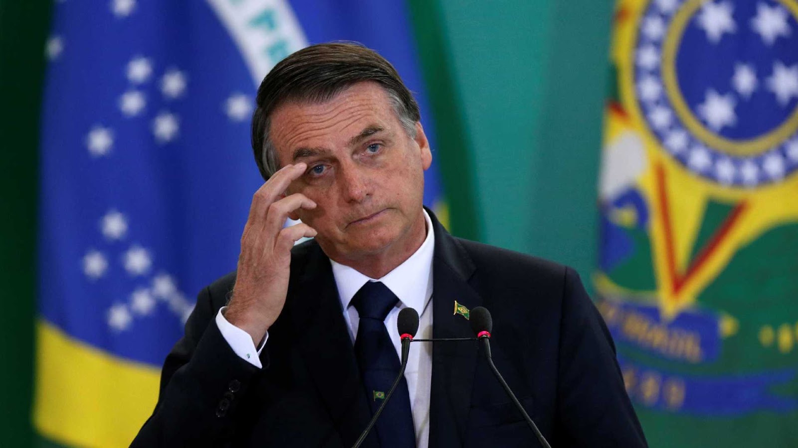 Bolsonaro assina Medida Provisória que fará pente-fino no INSS