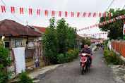 Masyarakat Pematang Siantar Manfaatkan Kantong Kresek Pernak-pernik HUT RI