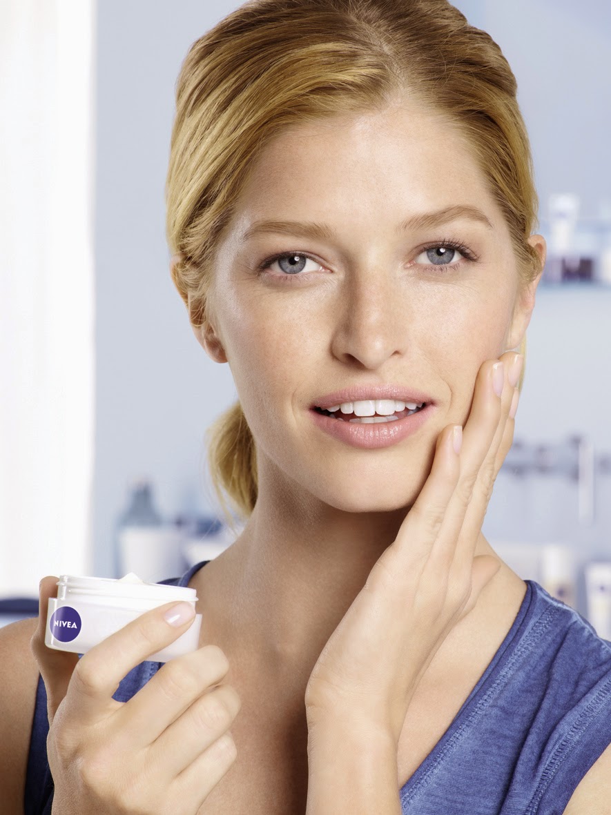 Nivea face care look update to protect the environment Monica's
