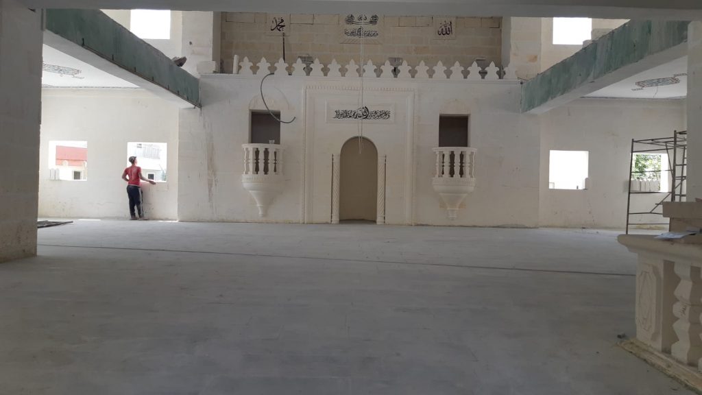 Yeni Merkez Camii destek bekliyor
