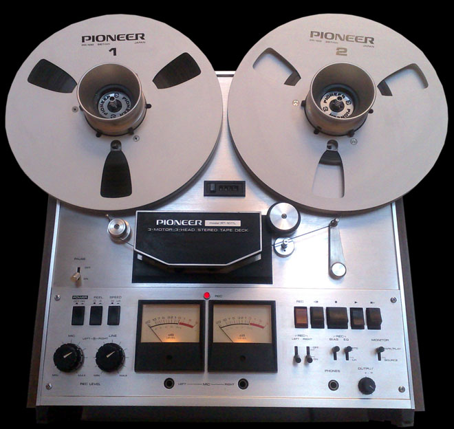 stereonomono - audio Hi Fi Compendium - 14 years on-line: Pioneer RT-1011L  reel-to-reel deck