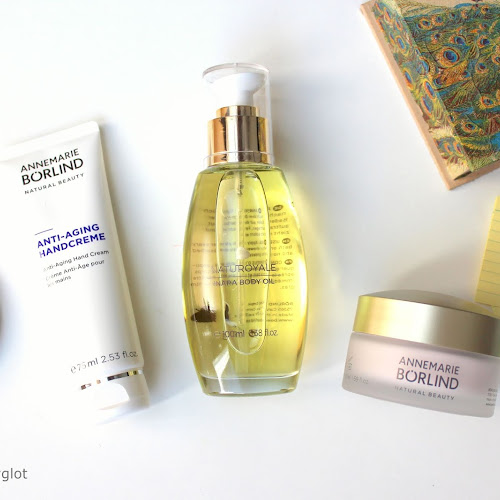 Download Korean Beauty The Face Shop Blueberry Firming Facial Mask Review Polished Polyglot Yellowimages Mockups