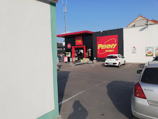 Немецкая продуктовая сеть Penny markt в Австрии, г. Хайнбург ан дер Донау