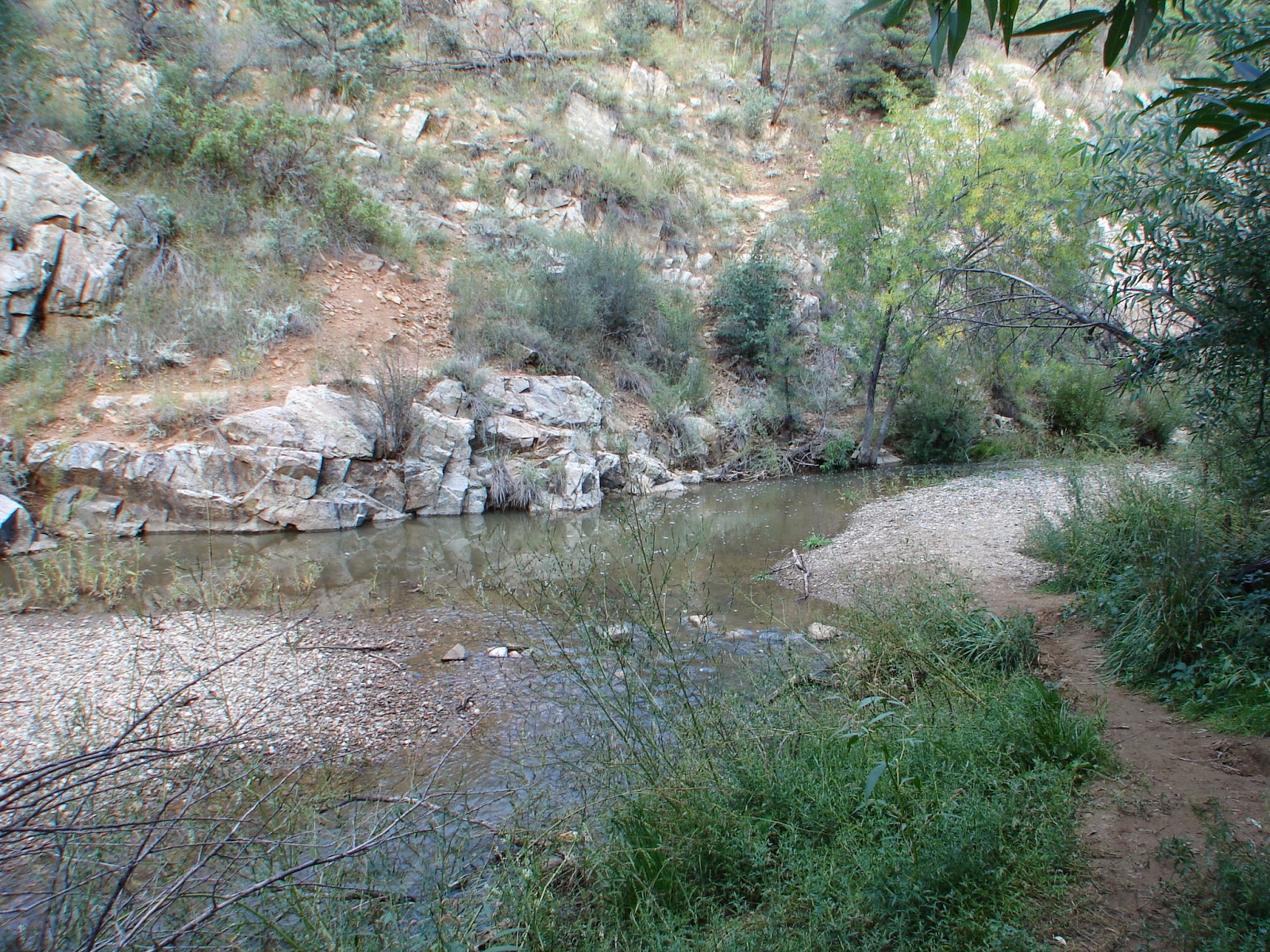 Finding Arizona Lynx Lake is Beautiful in Autumn