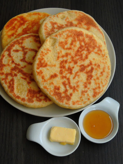 Algerian Matlou, Algerian Semolina Flatbread Algerian Matlou, Algerian Semolina Flatbread