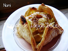 Maçãs com Massa Folhada e Calda de Vinho do Porto