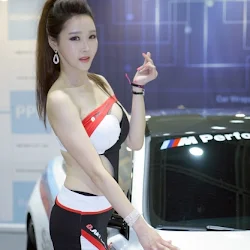 Yu Ri An &ndash; Seoul Auto Salon Foto 69