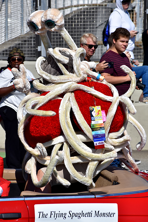 Dragon Con Parade 2019 LaptrinhX / News