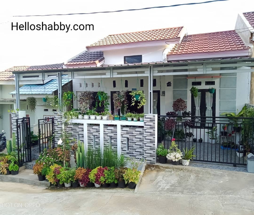 6 Inspirasi Pagar Ada Taman untuk Rumah Minimalis, Hunian Tampak