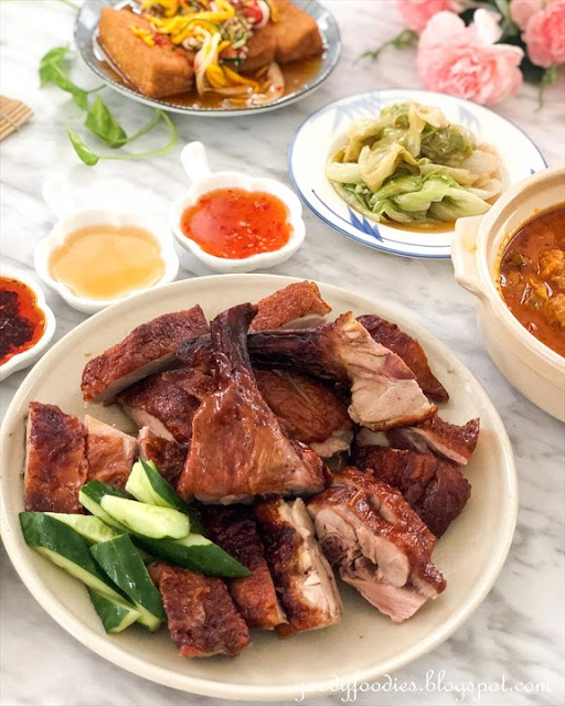 GoodyFoodies Golden Valley KL Super Value Set Menu, Crabs & Roast Duck!