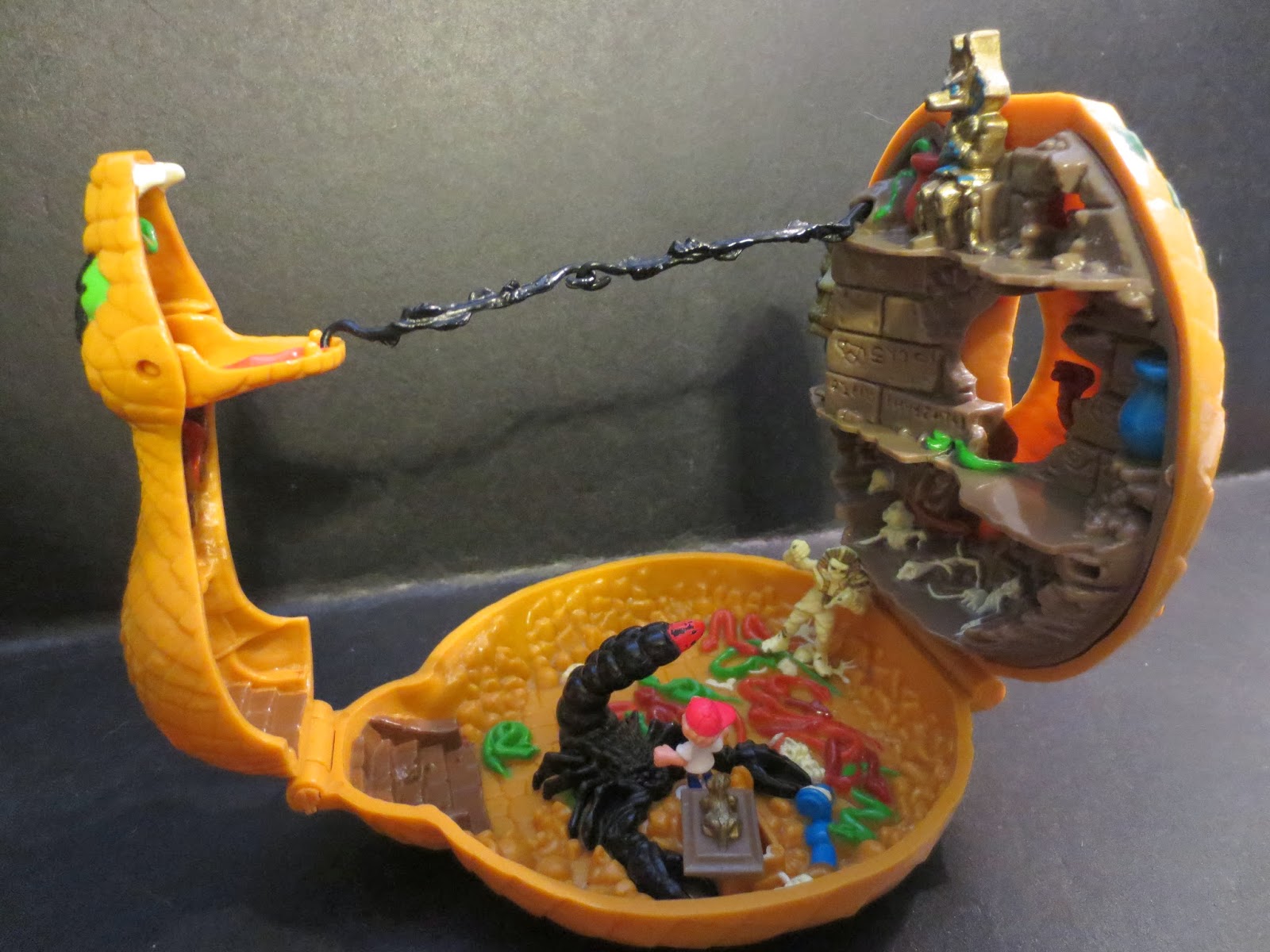 Micro Playset Review Mighty Max Conquers the Palace of Poison from Mighty Max by Bluebird