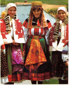 FolkCostume&Embroidery: Overview of the peoples and costumes of ...