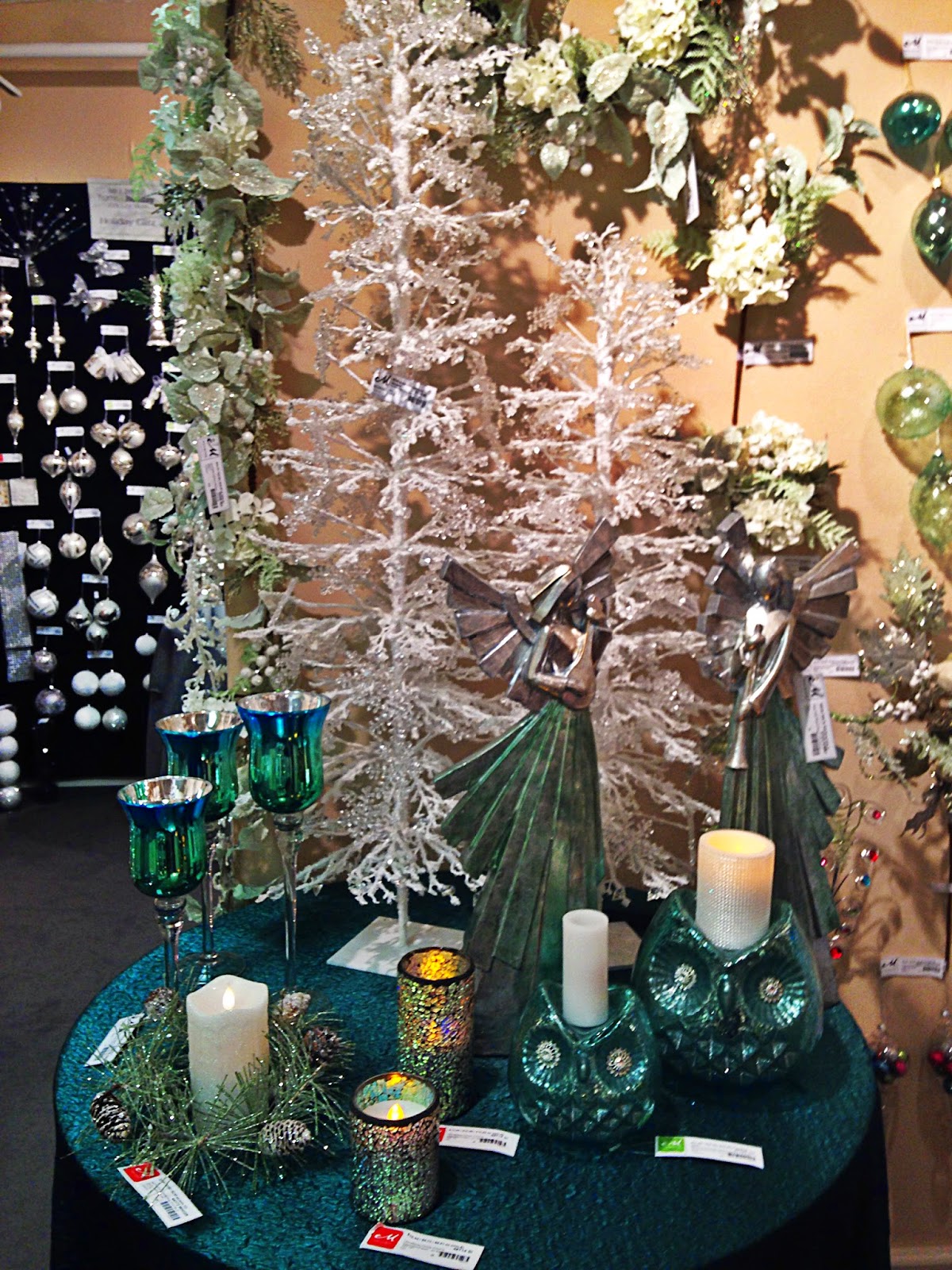 Rosa Dest Interiors What's Your Christmas Style A Metallic Christmas