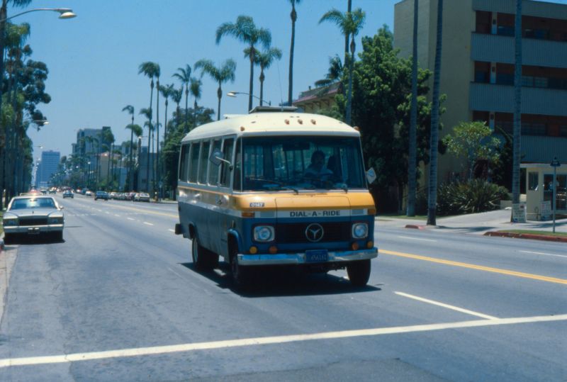 50 Fascinating Photos Show the Bus System of San Diego in the 1970s