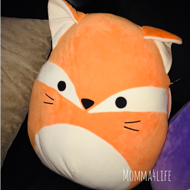 Momma4Life: Spring Essentials SquishMallows Kids Pillow Review